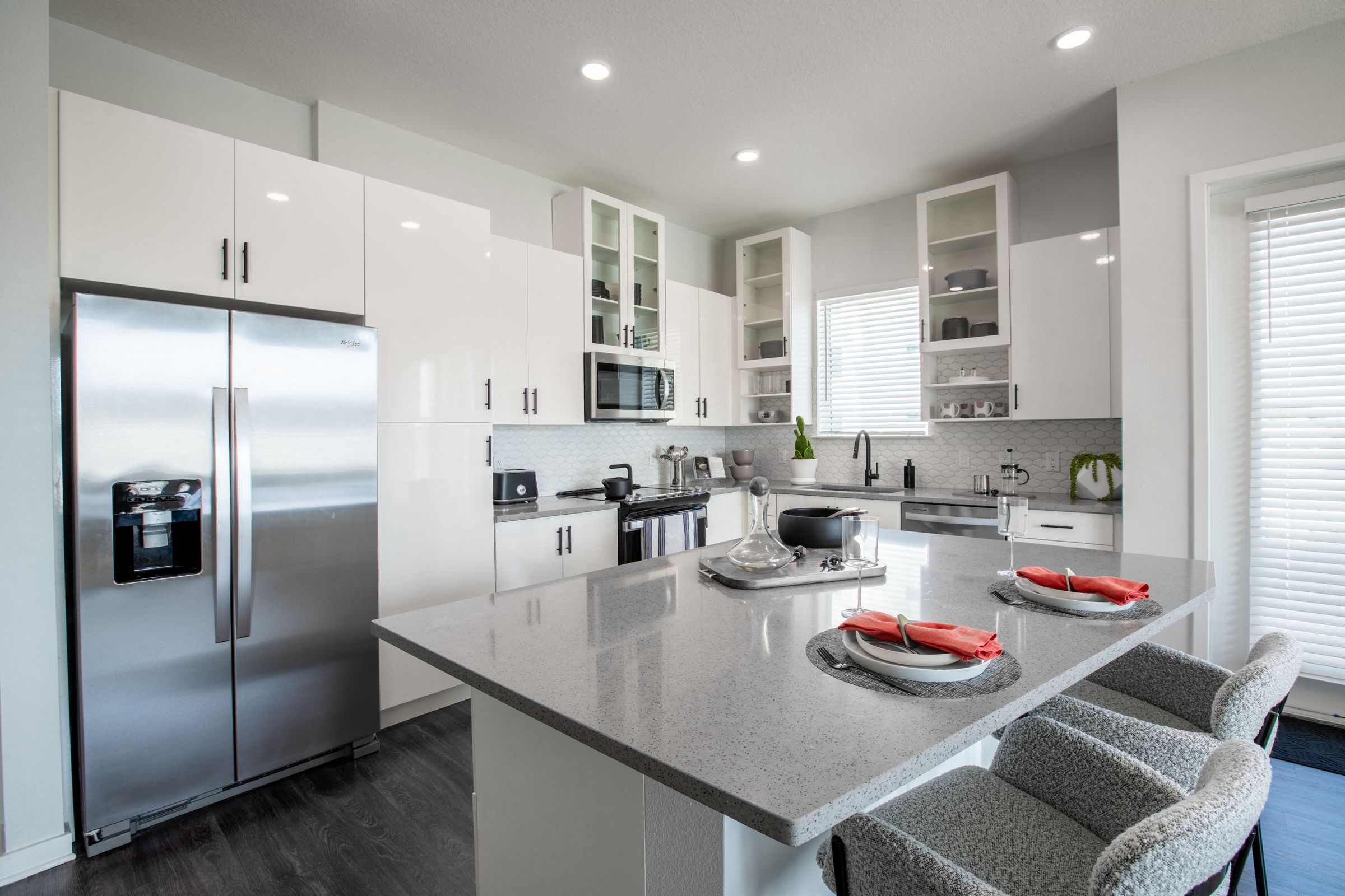 Model Kitchen Cirrus Apartments